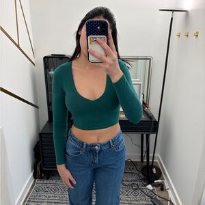 La Hearts Teal V-Neck Long Sleeve Crop Top